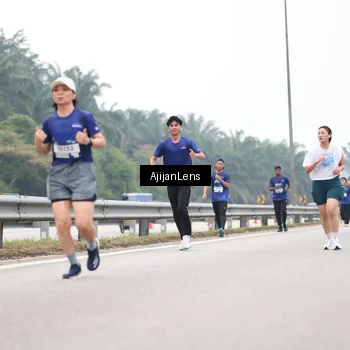 Runner Photo 7393113