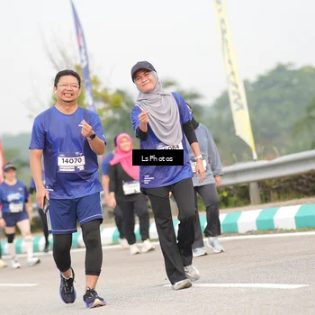 Runner Photo 7393115