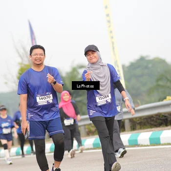 Runner Photo 7393117
