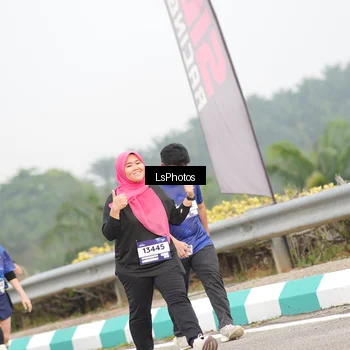 Runner Photo 7393125