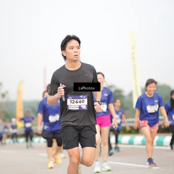 Runner Photo 7393186