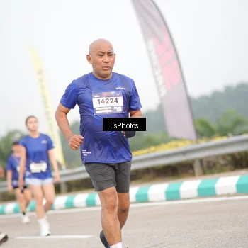Runner Photo 7393218