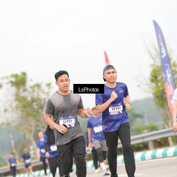 Runner Photo 7393240