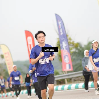 Runner Photo 7393309