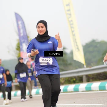 Runner Photo 7393335
