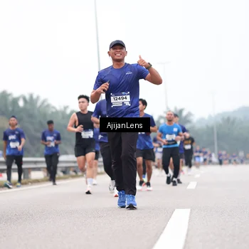 Runner Photo 7393344