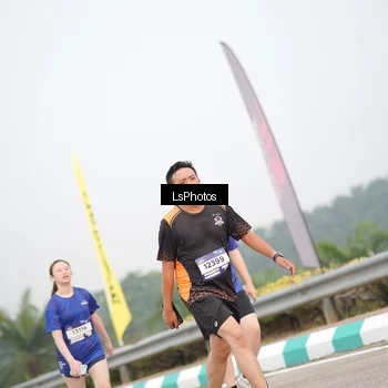 Runner Photo 7393369
