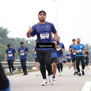 Runner Photo 7393371