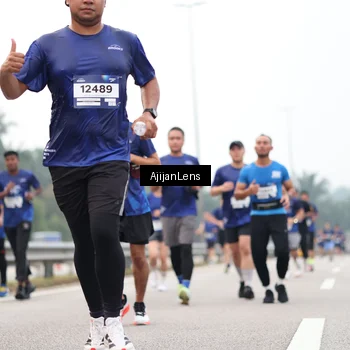 Runner Photo 7393439