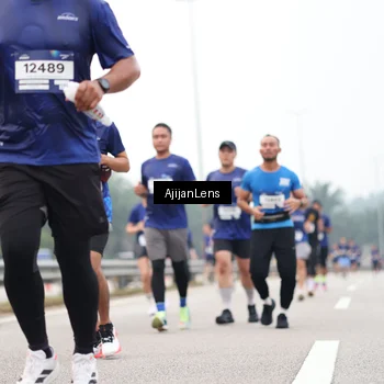 Runner Photo 7393451