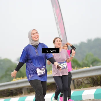 Runner Photo 7393456