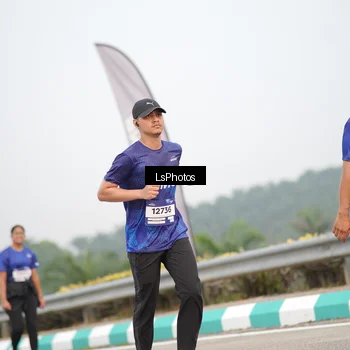 Runner Photo 7393500