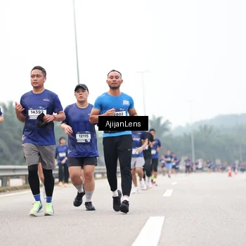 Runner Photo 7393512