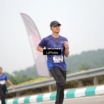 Runner Photo 7393516