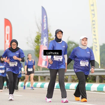 Runner Photo 7393528