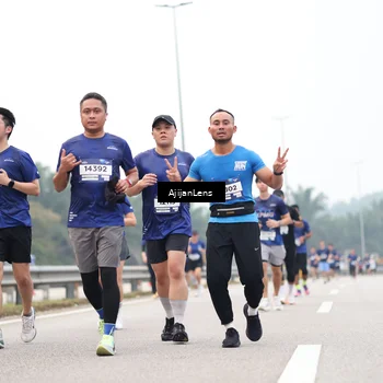 Runner Photo 7393544