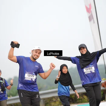 Runner Photo 7393635