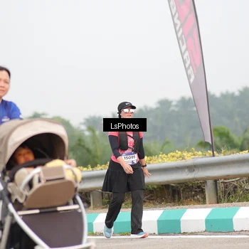 Runner Photo 7393637