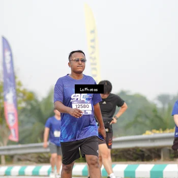 Runner Photo 7393666