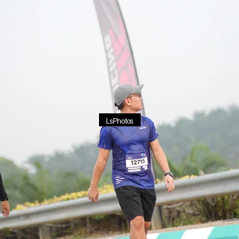 Runner Photo 7393682