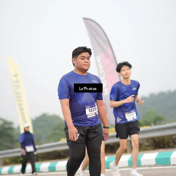 Runner Photo 7393727