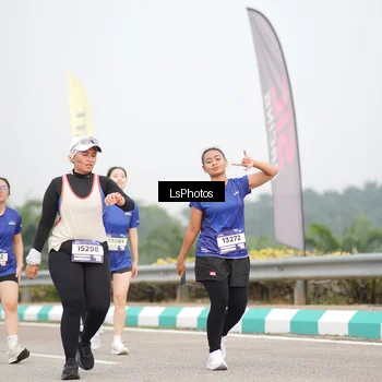 Runner Photo 7393805
