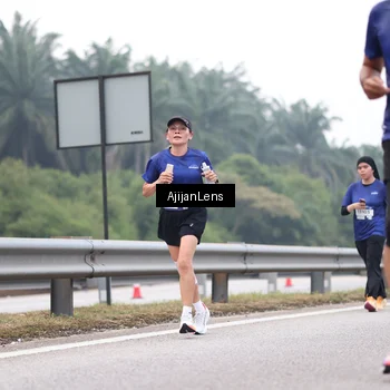Runner Photo 7393845