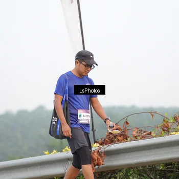 Runner Photo 7393895