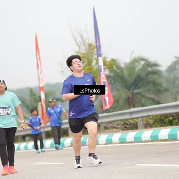 Runner Photo 7393904