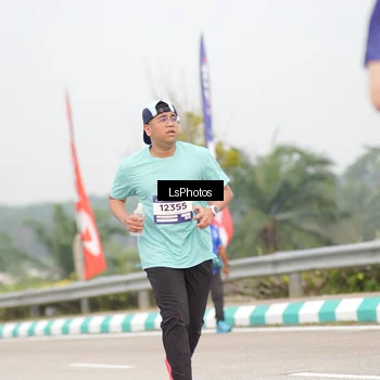Runner Photo 7393908