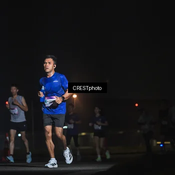 Runner Photo 7393913
