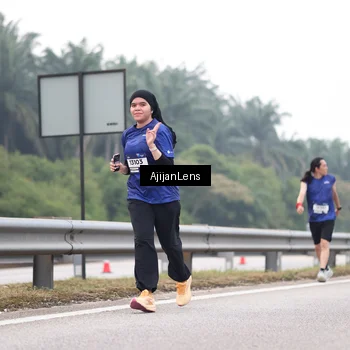 Runner Photo 7393927