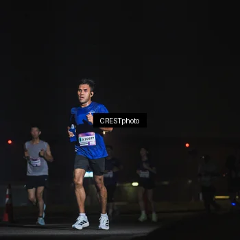Runner Photo 7393969