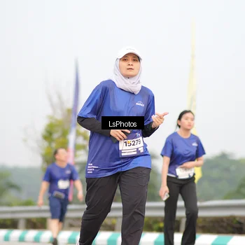 Runner Photo 7394017