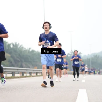 Runner Photo 7394032