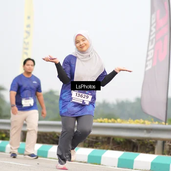 Runner Photo 7394053