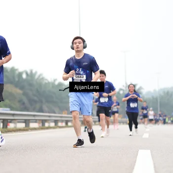 Runner Photo 7394055