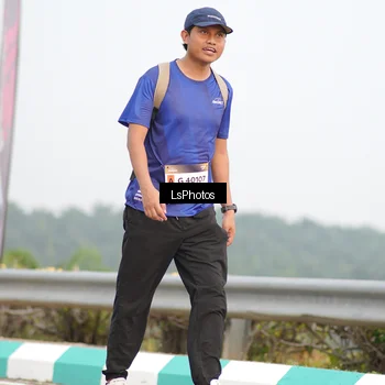 Runner Photo 7394078