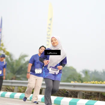 Runner Photo 7394081