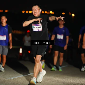 Runner Photo 7394105