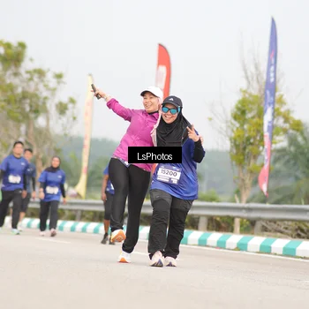 Runner Photo 7394109