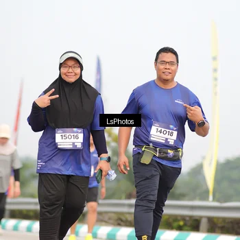 Runner Photo 7394111