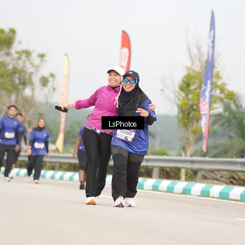 Runner Photo 7394112