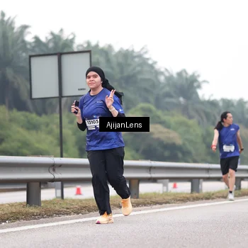 Runner Photo 7394125