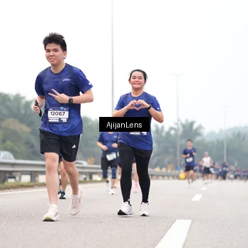Runner Photo 7394138