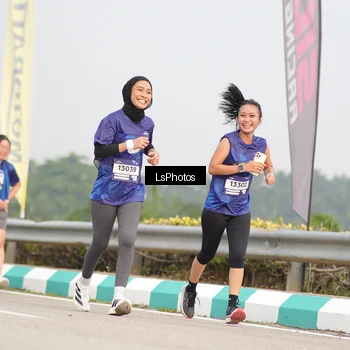 Runner Photo 7394221