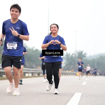 Runner Photo 7394275