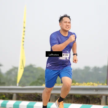 Runner Photo 7394305
