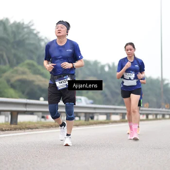 Runner Photo 7394358