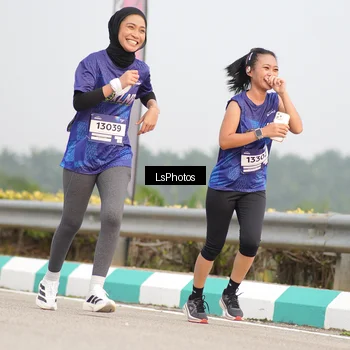 Runner Photo 7394360